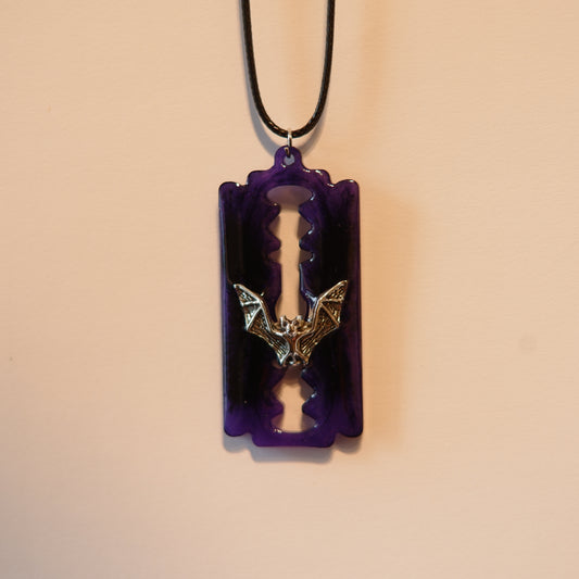 Kette "Purple Bat's Edge "
