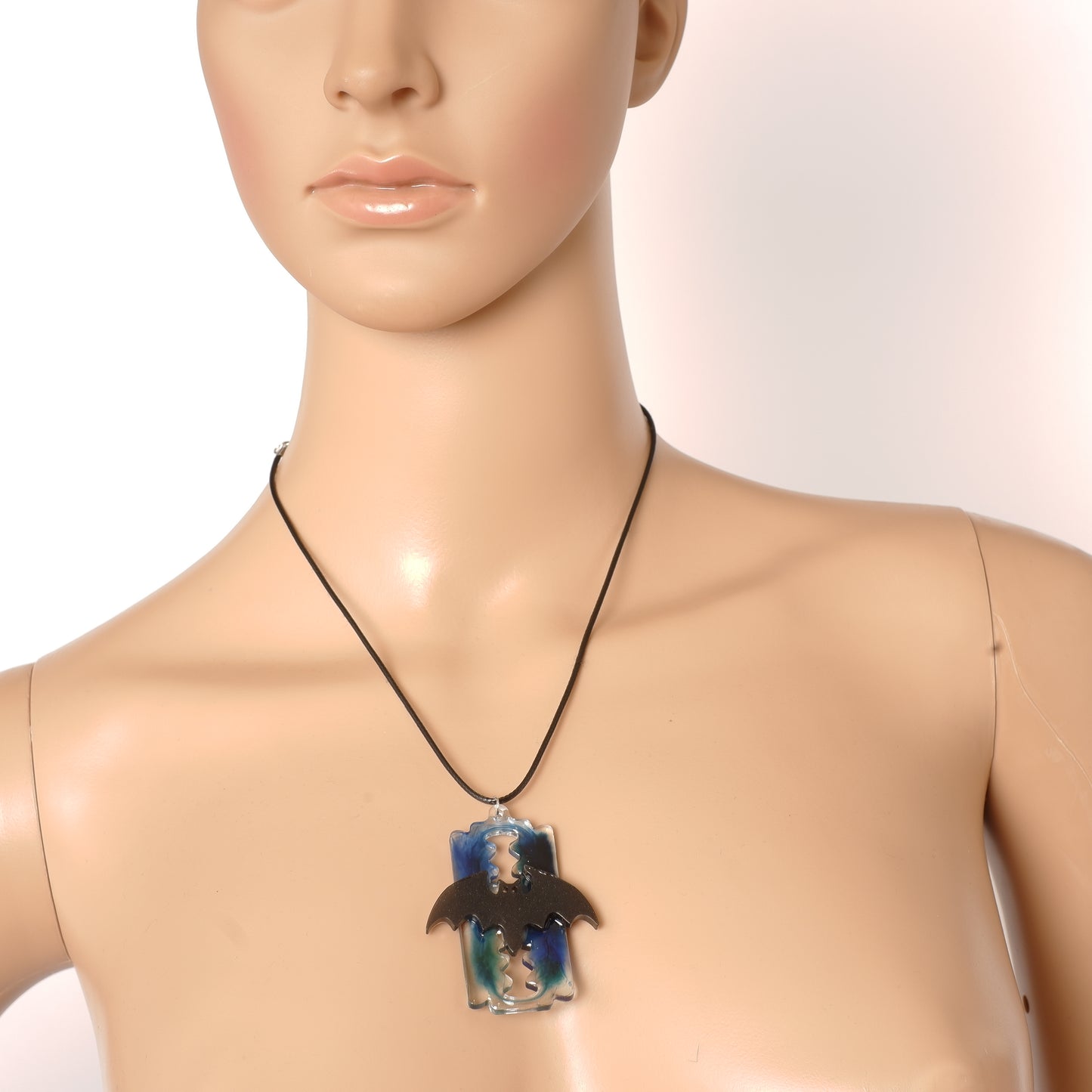 Kette "Shadow Bat's Edge"