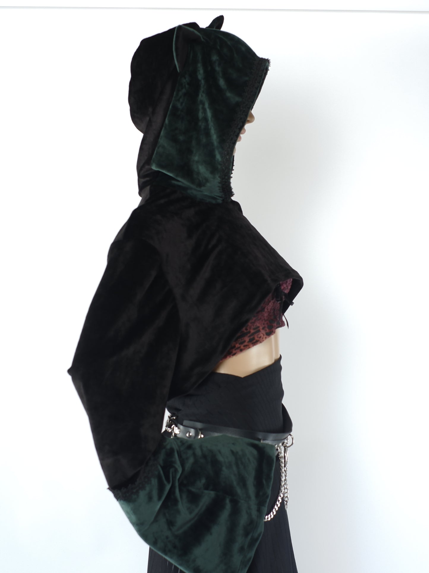 Cat-Ear Velvet Oversized Shrug Größe - 2XL - Einzelstück