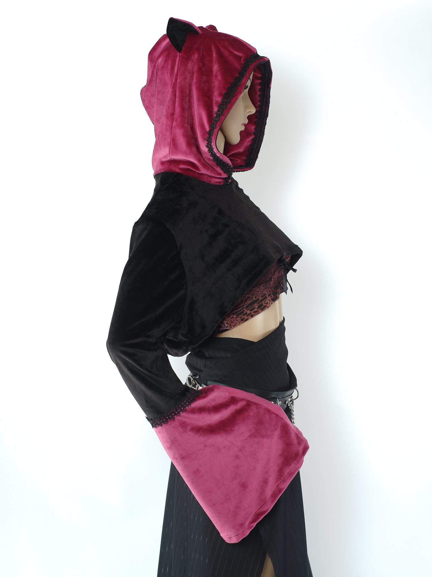 Cat-Ear Velvet Oversized Shrug Größe - XL - Einzelstück