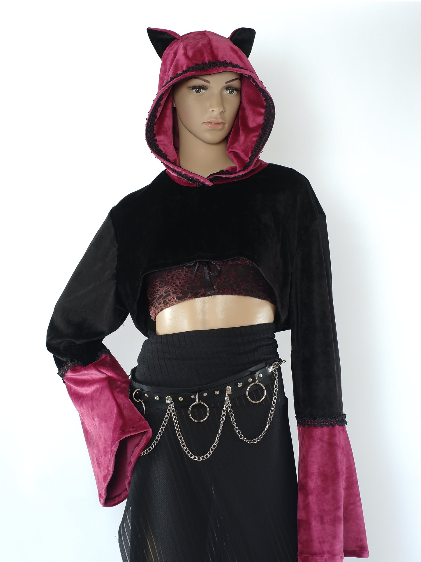 Cat-Ear Velvet Oversized Shrug Größe - XL - Einzelstück