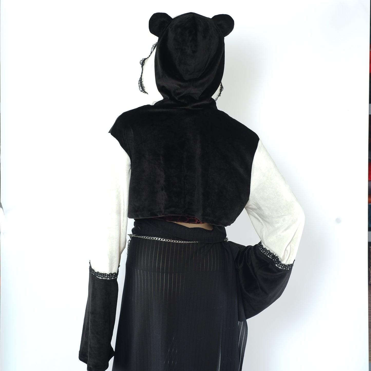Panda-Ear Velvet Oversized Shrug Größe - L - Einzelstück