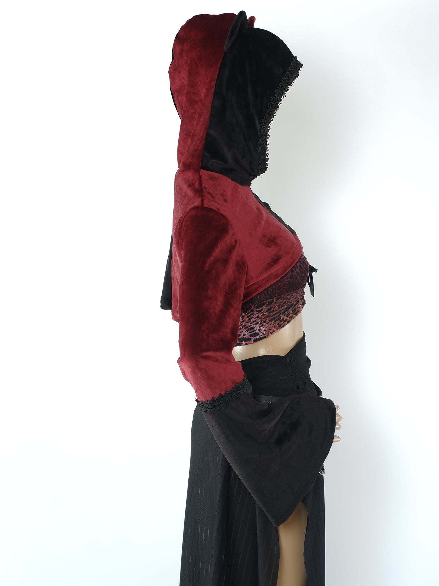 Cat-Ear Velvet Oversized Shrug Größe - XS - Einzelstück