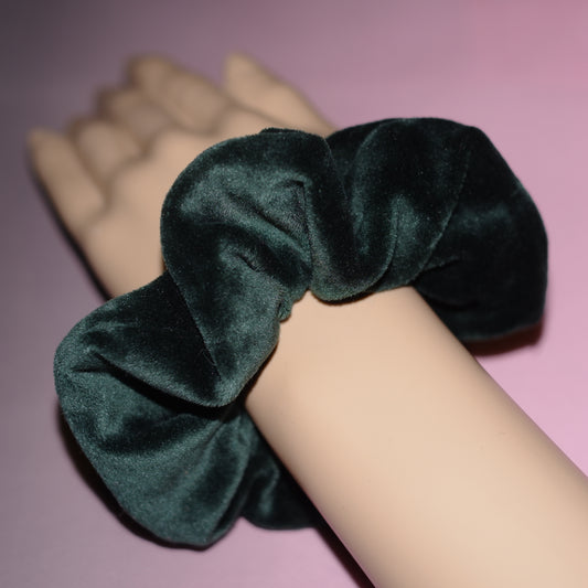Scrunchie  "Velvet Elegance" Grün