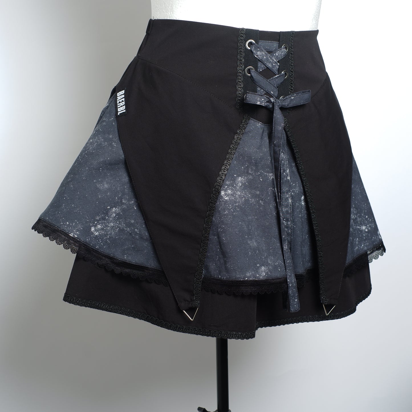 PREORDER Layered Rock Größe 32-48