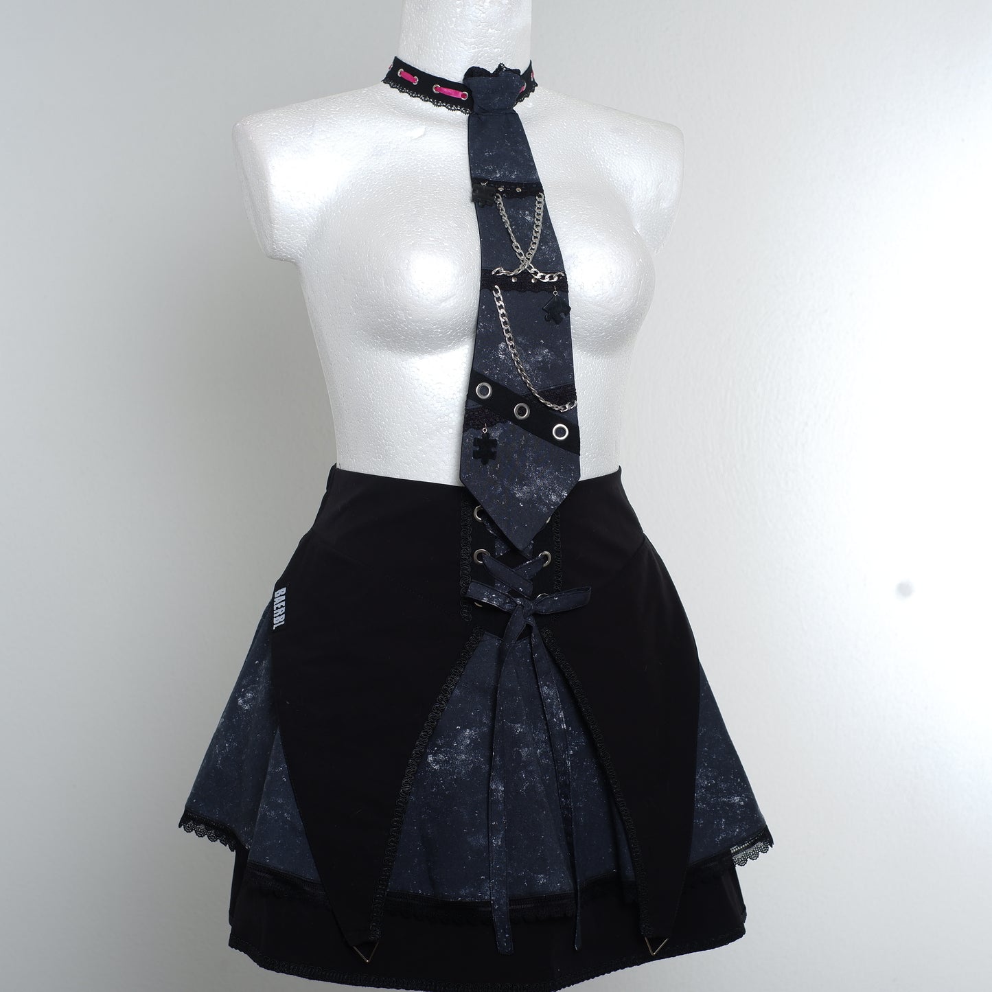 PREORDER Layered Rock Größe 32-48