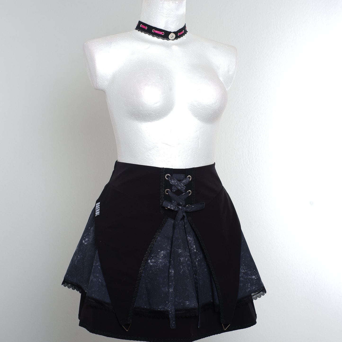 PREORDER Layered Rock Größe 32-48