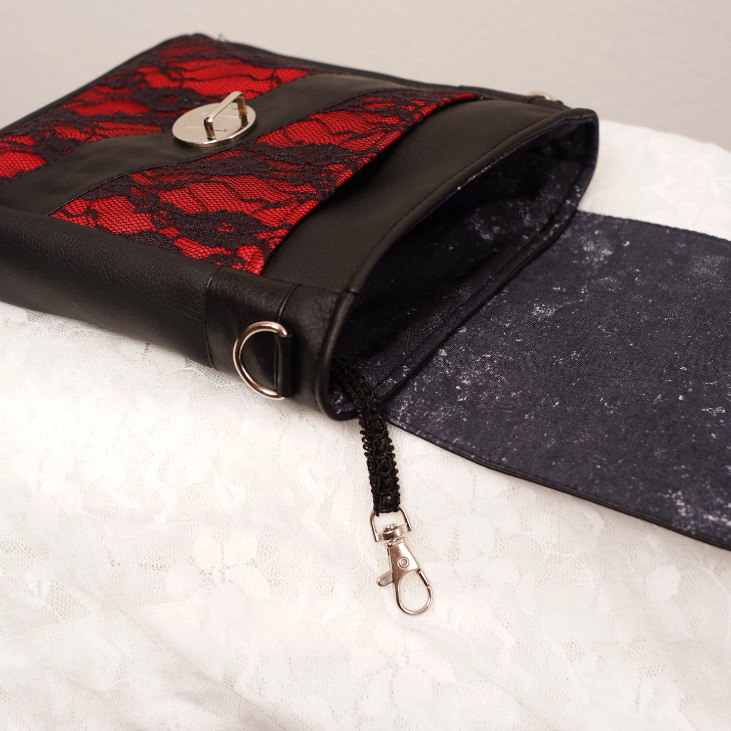 Hip-to-Hand Hand- und Gürteltasche - Ruby 2