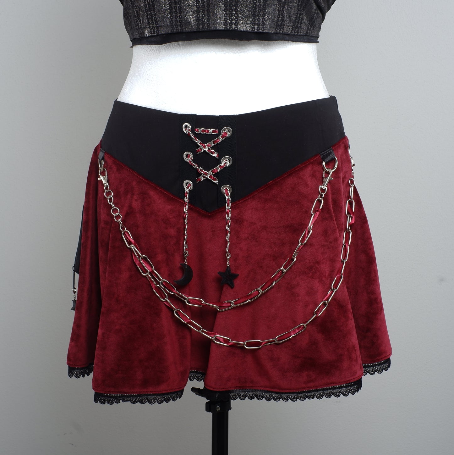 Velvet Skirt Größe 48 Crimson Moon