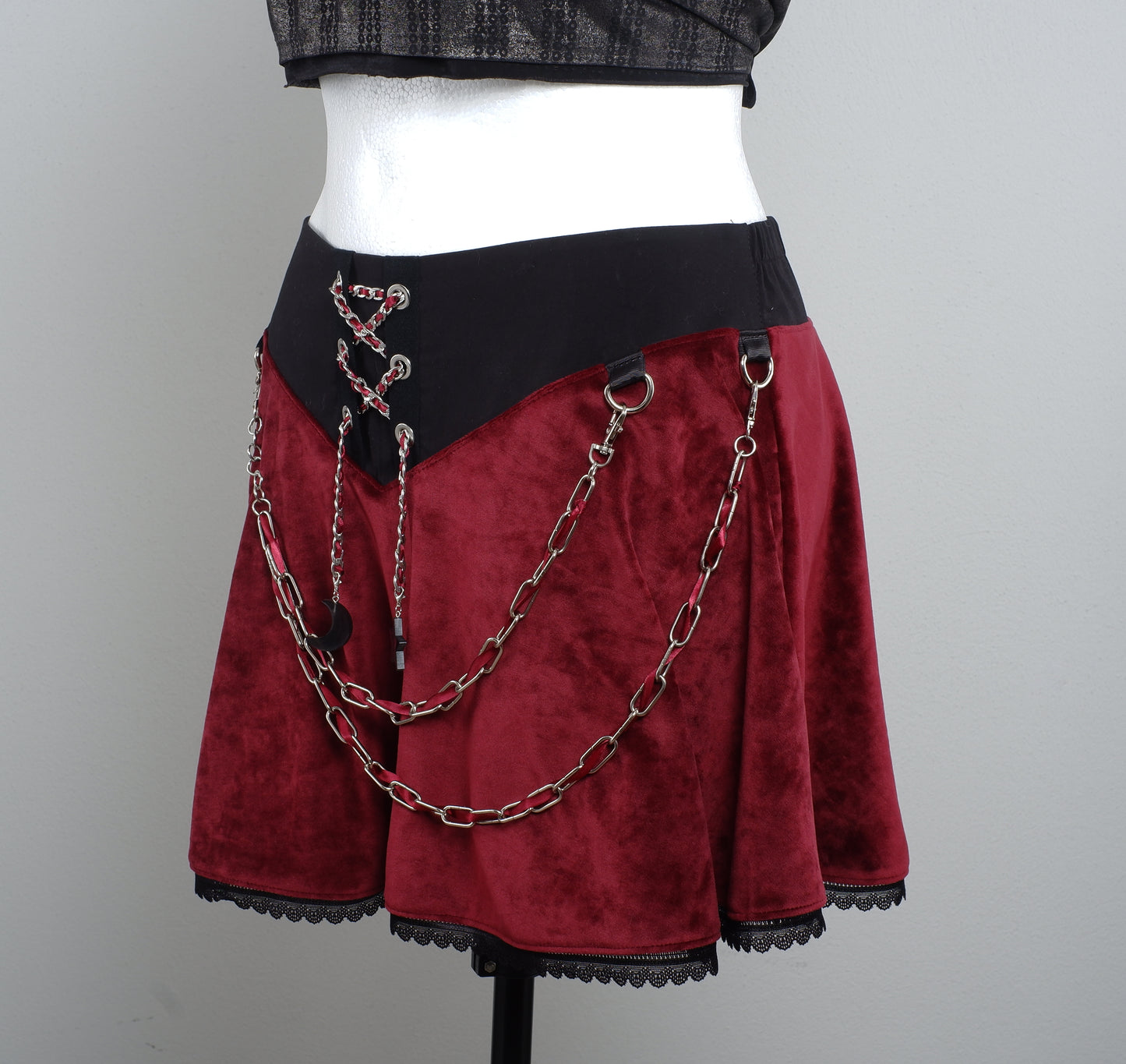 Velvet Skirt Größe 48 Crimson Moon