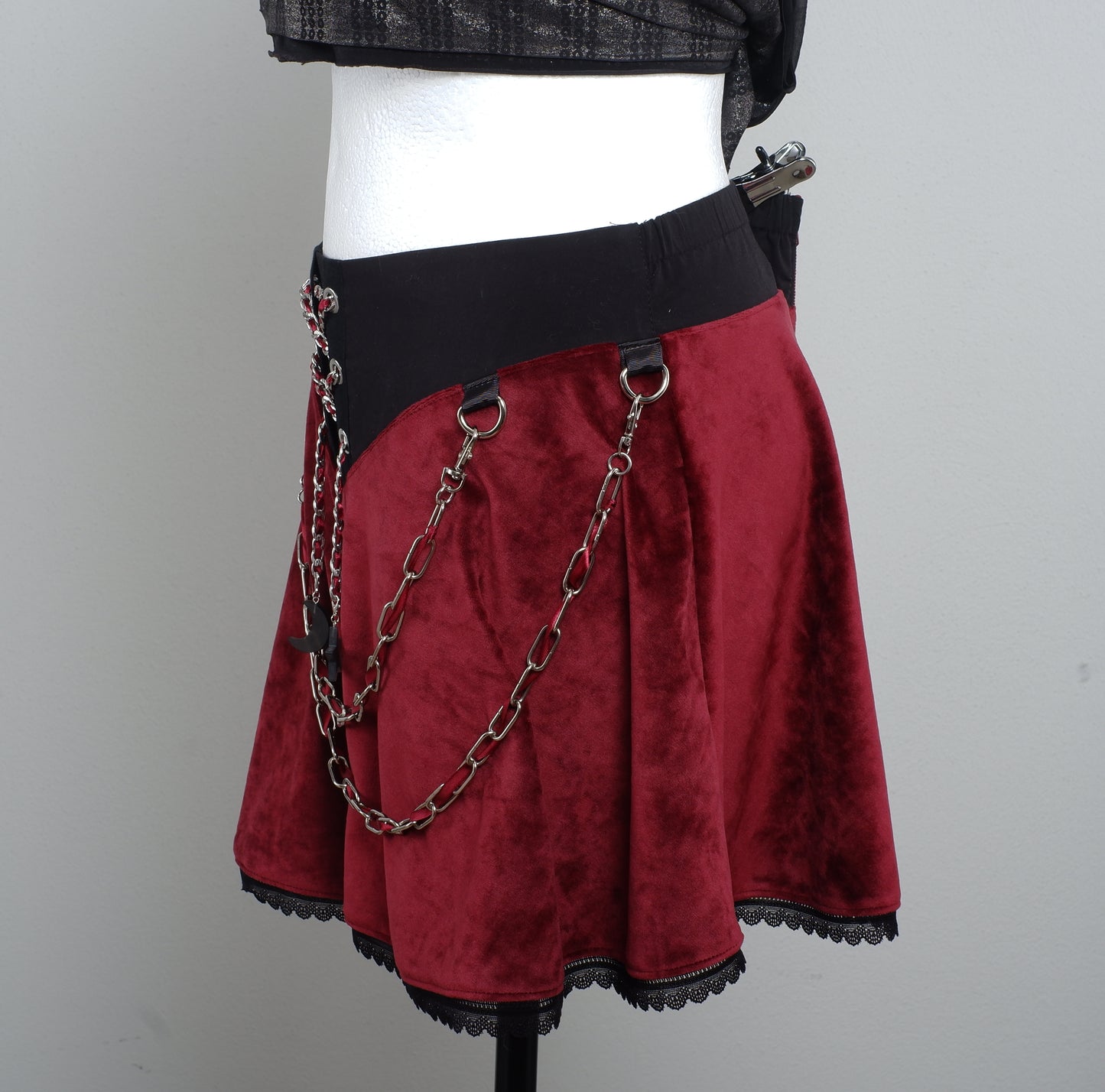 Velvet Skirt Größe 48 Crimson Moon