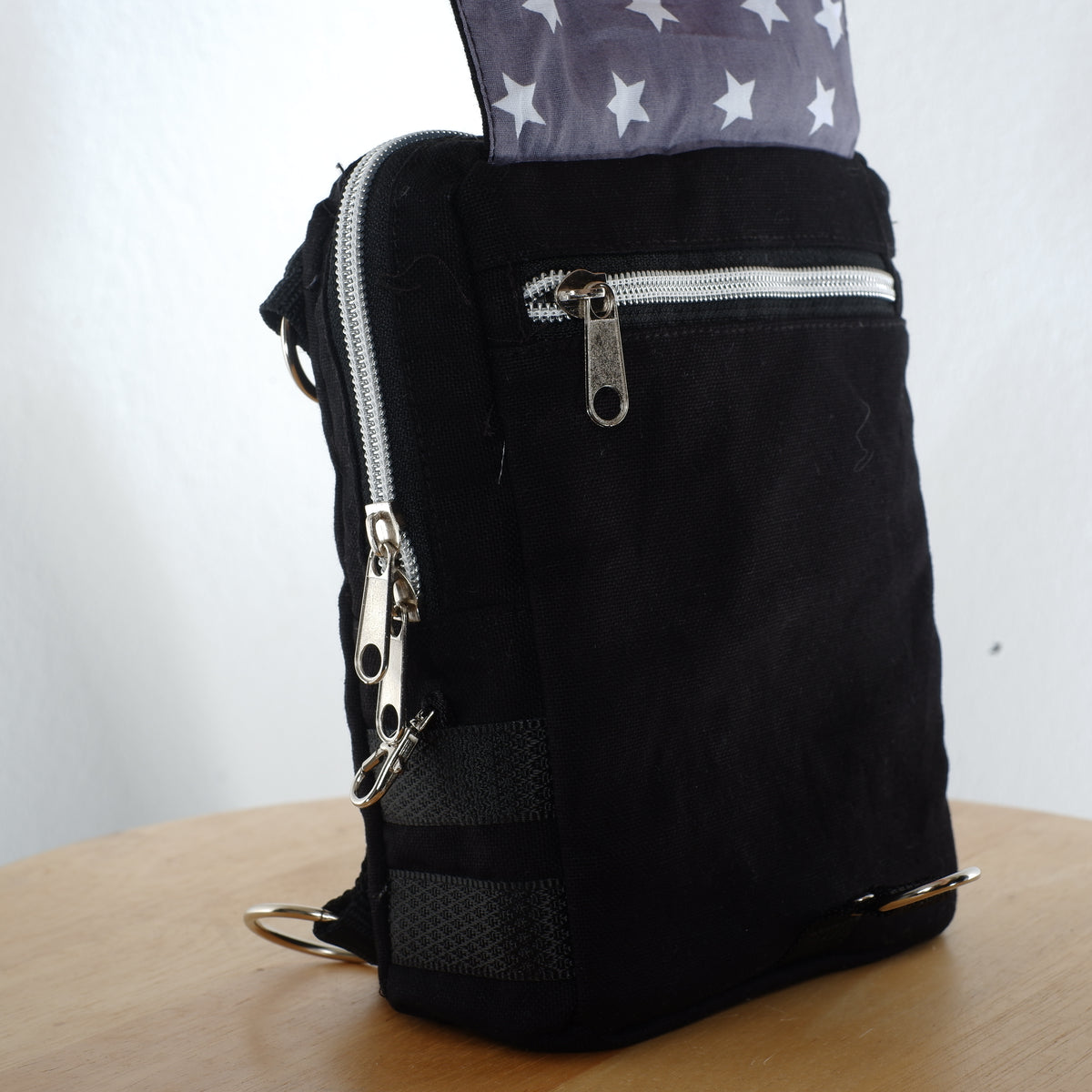 Moshpack Canvas / Die multifunktionale Festival- & Alltagstasche